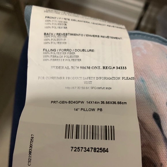 Designer Accent Pillows (2) - Picture 4 of 6